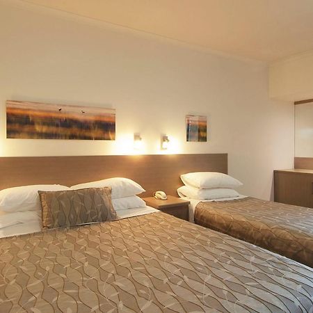Loxton Community Hotel Motel Esterno foto