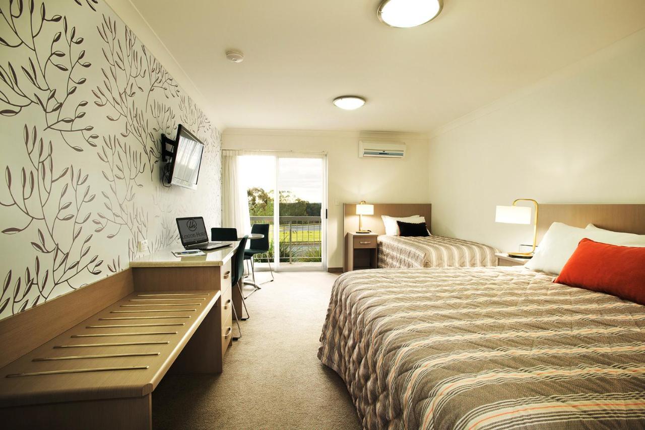Loxton Community Hotel Motel Esterno foto