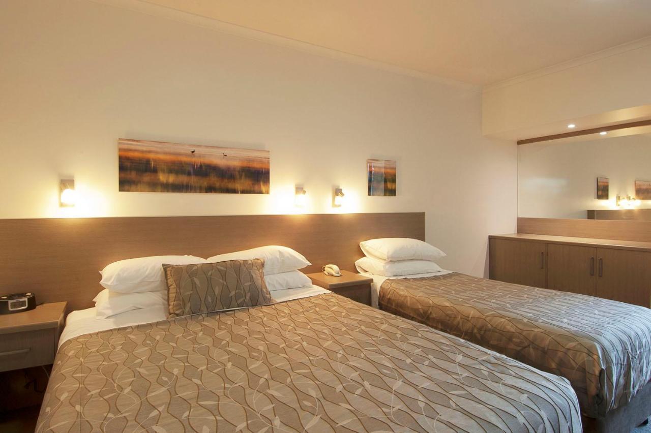 Loxton Community Hotel Motel Esterno foto
