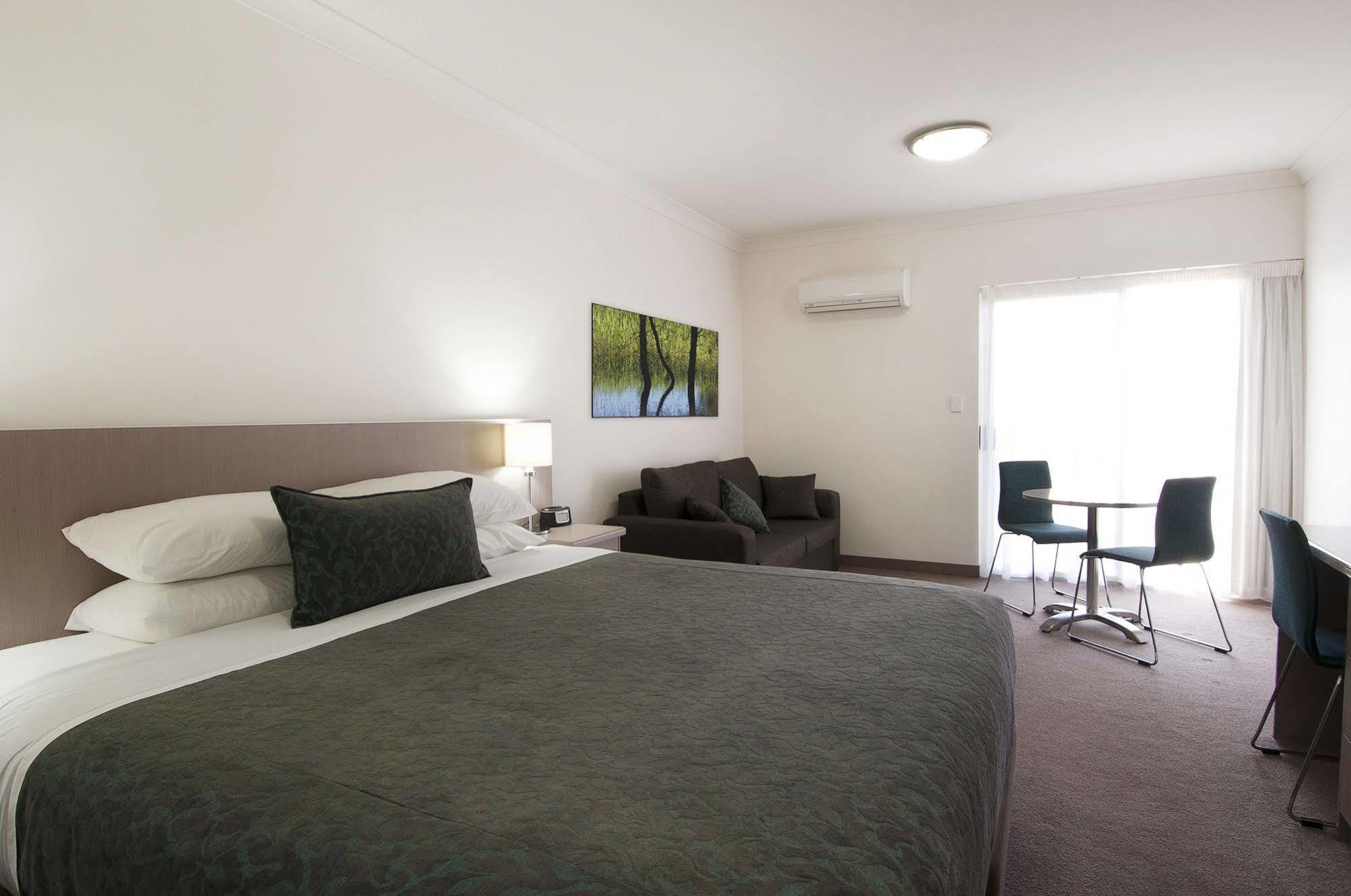 Loxton Community Hotel Motel Esterno foto