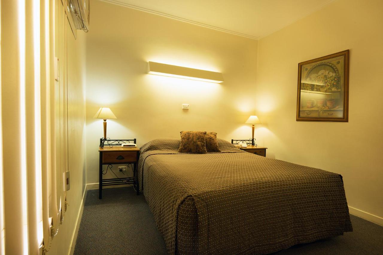 Loxton Community Hotel Motel Esterno foto